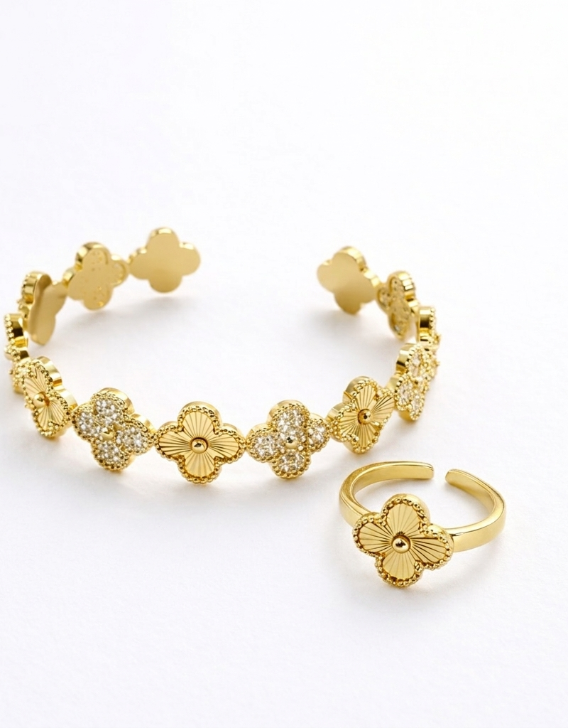The Golden Clover Fortune Bangle & Ring Seta