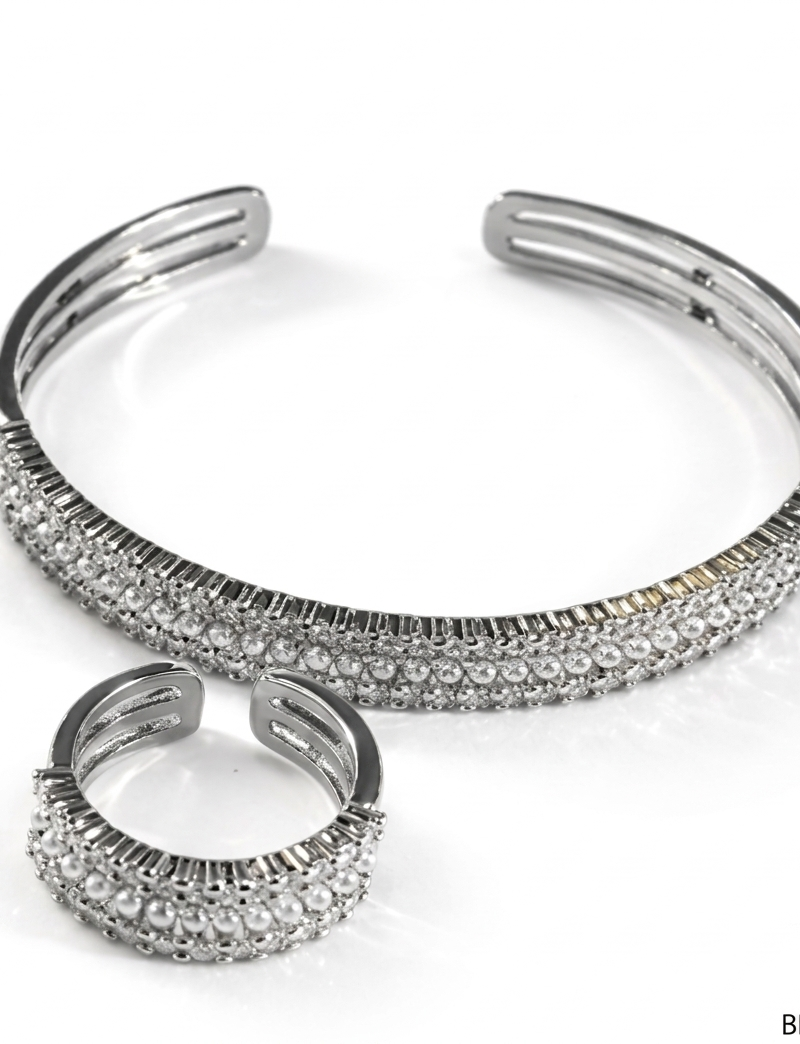 The Silver Lumina Cuff Bangle & Ring Set
